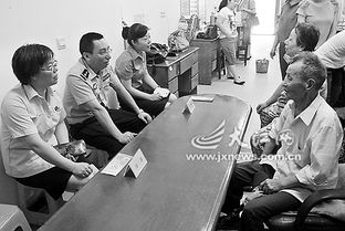 法官進(jìn)社區(qū) 法律服務(wù)與貨物倉(cāng)儲(chǔ)服務(wù)的雙重融合